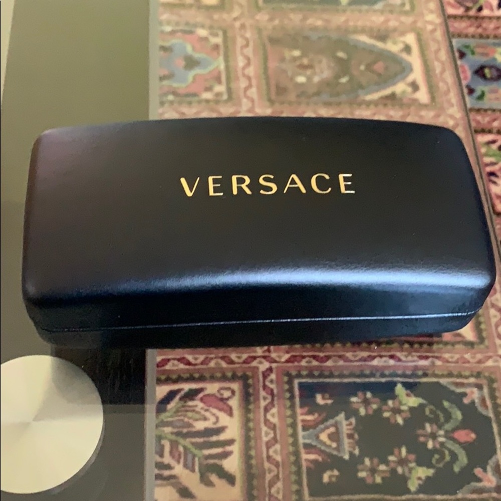 Versace sunglasses - Picture 2 of 4